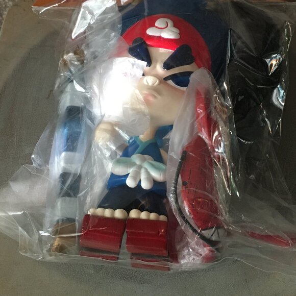 NWT VAPOUR PARK x Tan-sTaR Little Tengu Limited Edition Vinyl Figure - Picture 14 of 14